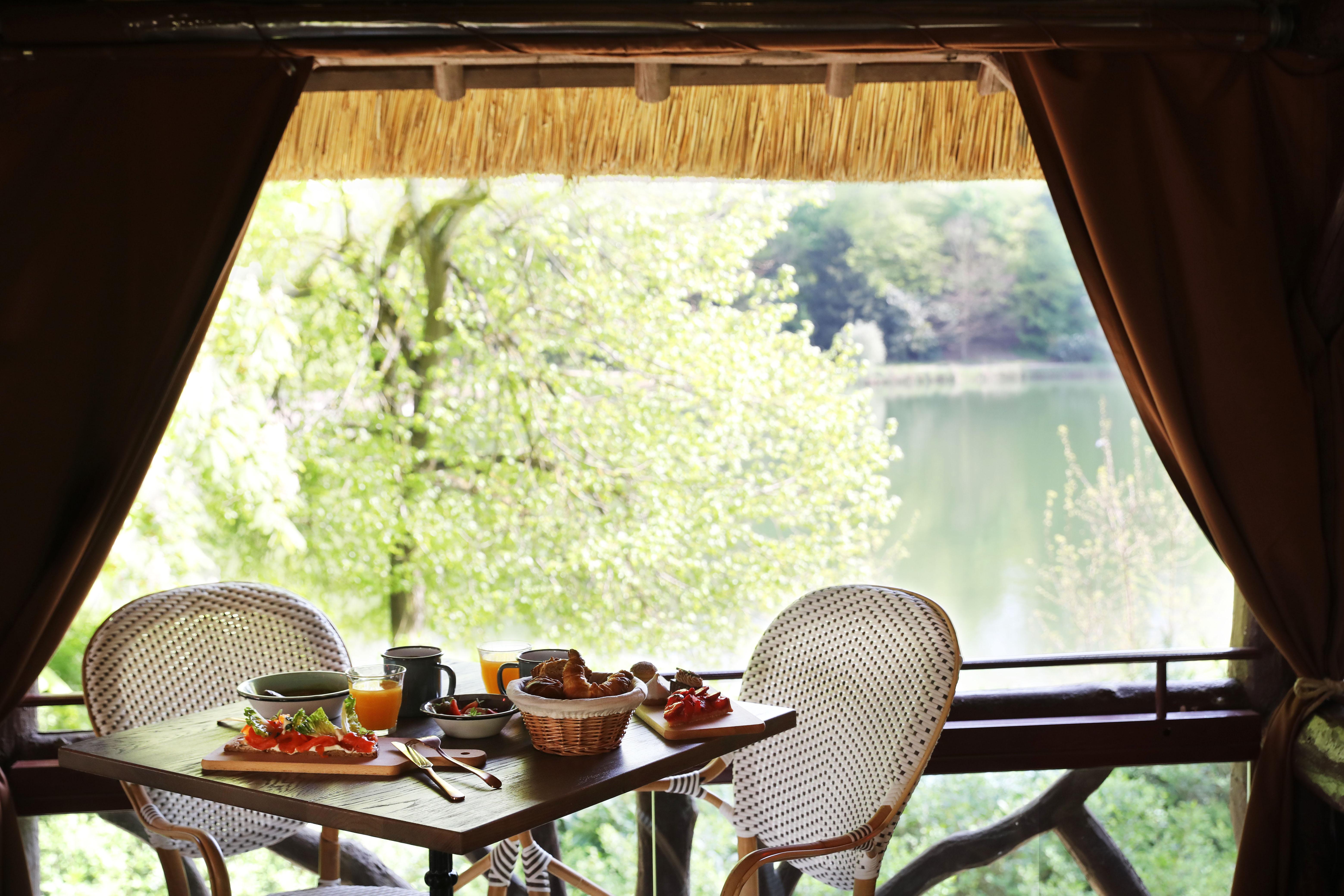Les Etangs De Corot Hotel Ville-dʼAvray Exterior foto