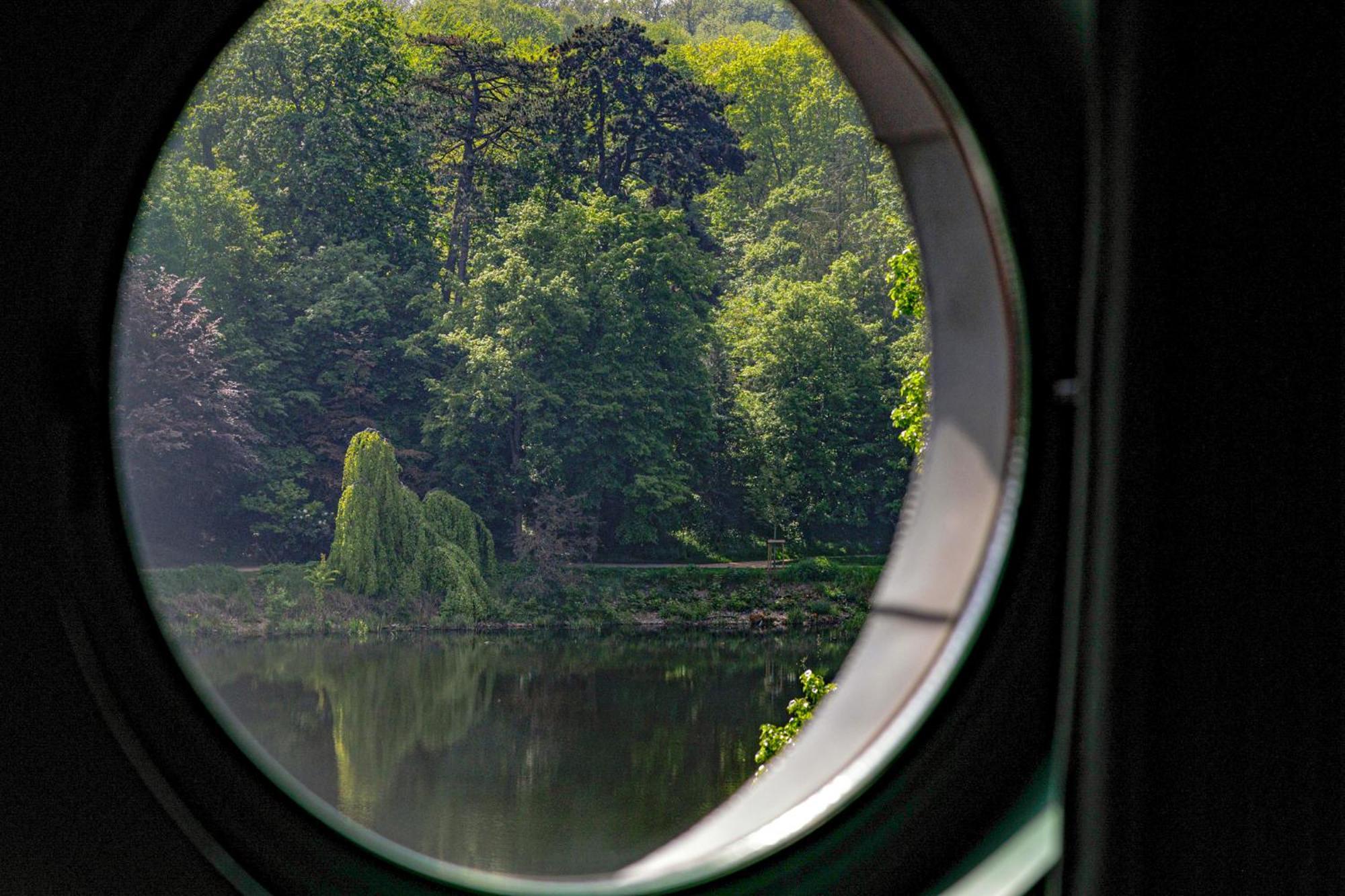 Les Etangs De Corot Hotel Ville-dʼAvray Exterior foto